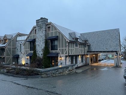 Harborside Hotel, Spa & Marina